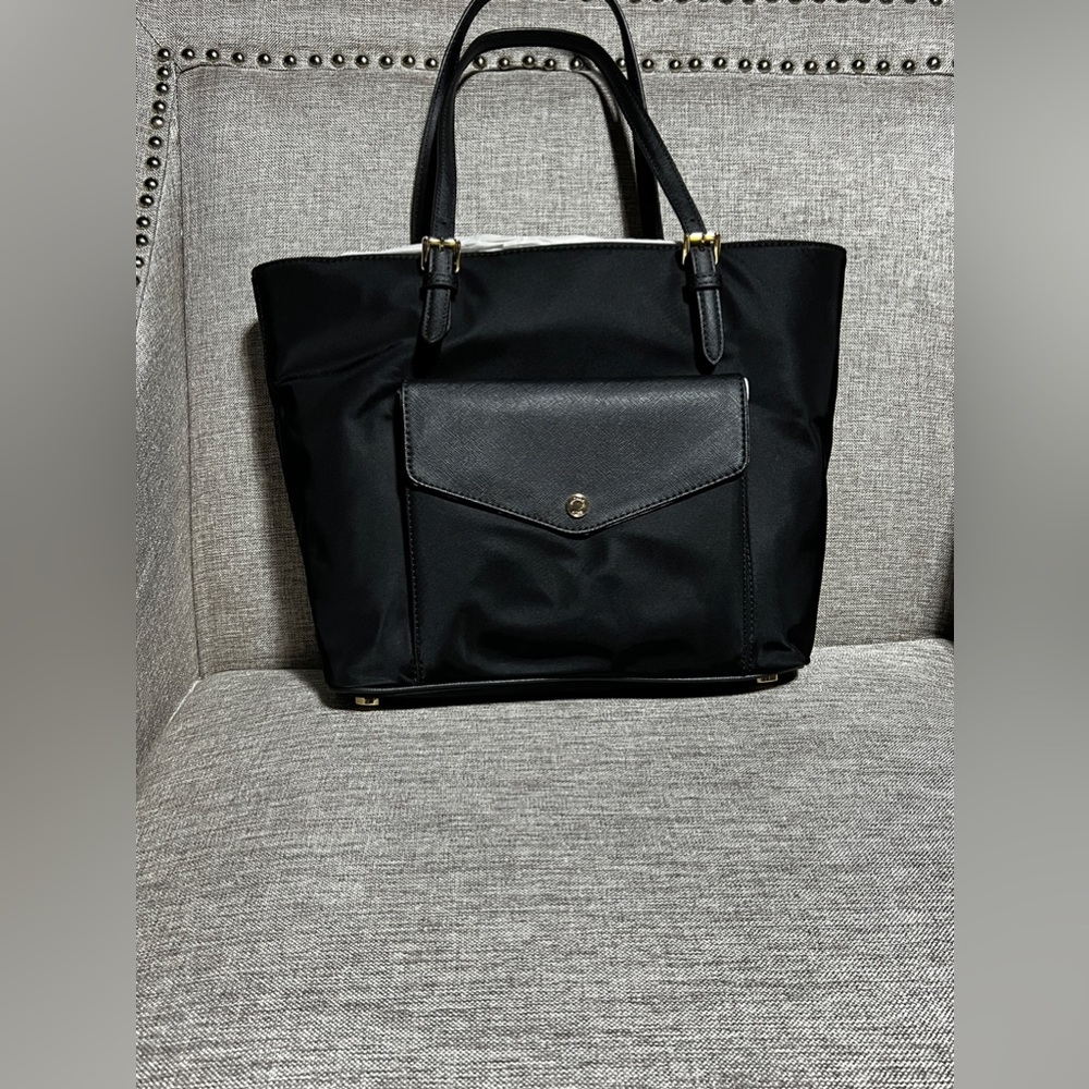 MK tote